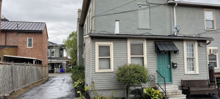 Cozy 1-bedroom in the heart of Historic Downtown Chillicothe Hotels in Ross County