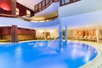 Hotel Granbaita Dolomites - Pools