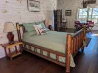 Breathtaking Views @ 3,850 Feet, 4.2 Acres Gated Privacy, 100 Consecutive 5-Star - Wifi