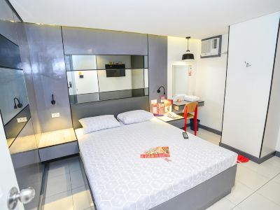 Hotel Sogo Aurora Cubao