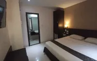 Grand Hawaii Hotel