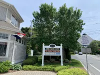 Hyannis Harborview -4Br Harbor Retreat + Beach Pass Included