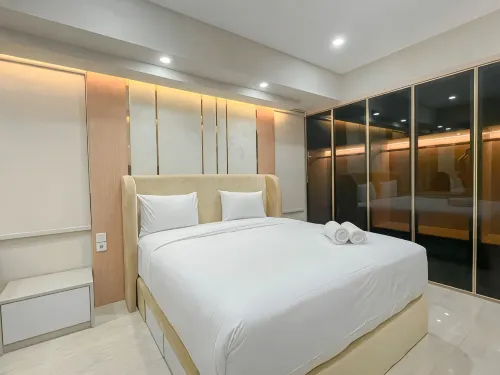 Functional 3BR at Apartment Podomoro City Deli Medan By Travelio - Homestays