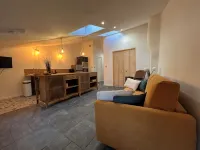 Mimosa cocoon for 6 people In the heart of the old village