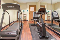 Hawthorn Extended Stay by Wyndham Milwaukee Airport - Parkplatz
