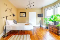 Short North - Convention - King Bed - Parking Free
