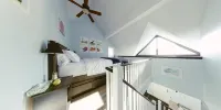 Artistic Hillside Loft - balcony