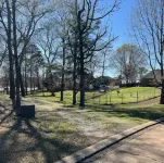 Charming Boathouse studio in beautiful Benton, LA with AC!
