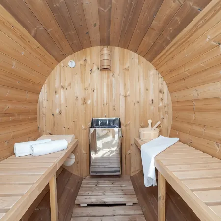 'Lottis Dahuam' Centrally Located Vacation Apartment in Fügen, with Garden & Sauna