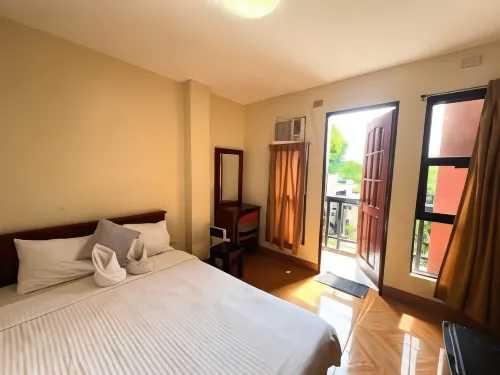Manora Apartment