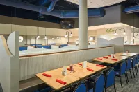 Canad Inns Destination Centre Club Regent Casino Hotel - Bữa sáng