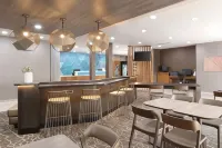 SpringHill Suites Jacksonville Baymeadows - بار