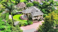 White House of Tanzania - Bed and Breakfasts