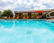 Comfort Inn Warner Robins - Robins Air Force Base Area - Uima-altaat