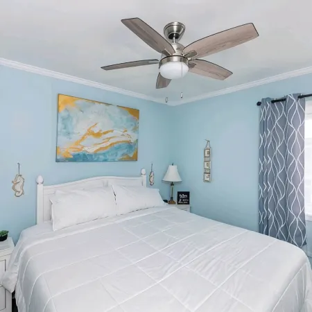 Beautiful oceanfront condo; the perfect getaway!