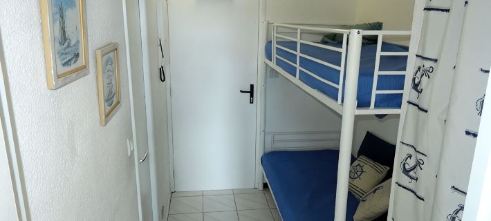 Studio with terrace facing the port of Capbreton Hotels in Capbreton