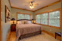 Beautiful lodge, 4 king bedrooms, all with private baths! 5 decks to enjoy. - 4-Star