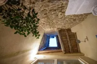 Apartment Me and You Cortona (with romantic outdoor shower on private courtyard)