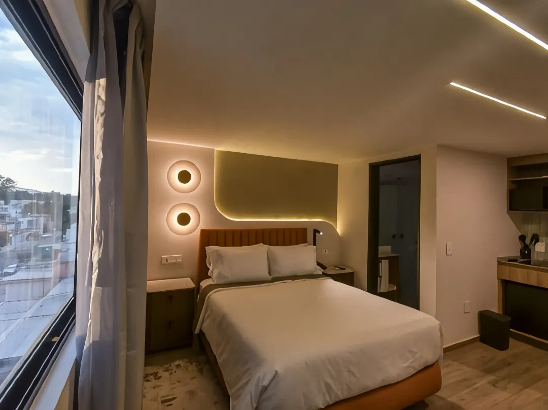 Expo Satelite 2750 Hotel & Suites - Guadalajara, México