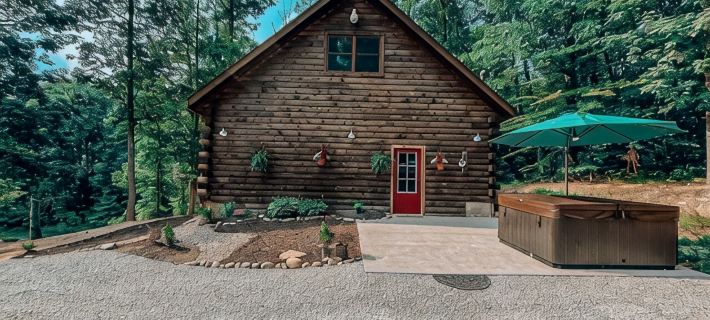Rustic Oak Cabin - dogs welcome - Hocking hills Hotéis em Hocking County