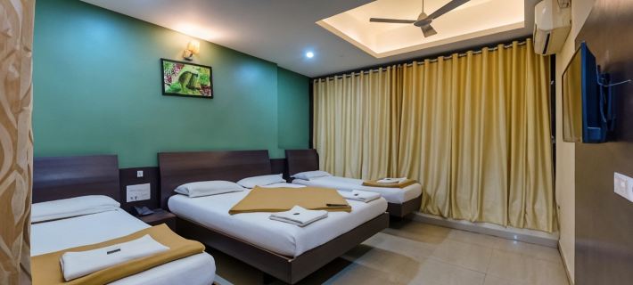 Hotel RadhaKrishna-Couple Friendly Các khách sạn ở Kolhapur