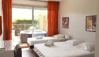 Hotel Sable Et Soleil - Port, Plage et Jacuzzi Privé - バルコニー