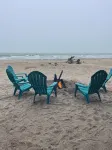 Pedestrian Beach Front 3- bedroom house in Surfside Beach - 비치