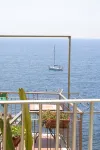 A few meters from the sea, with sea view balconies in the 5 Terre park. - Ocean View