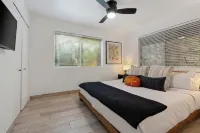 Onyx on the Creek, Panoramic Red Rock Views - 2-Star