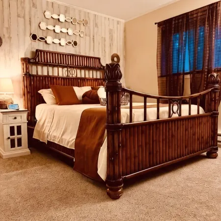 Cozy Cabin 10% discount for Military, First Responders, Church Groups, Educators