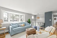 NEW Luxury Cape House -10min to Beaches + Golf!! - 4-Star