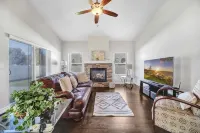 Clean, Cozy home near St. Luke's - Boutique