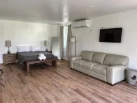 Nice Guest House with River Views