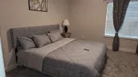 Larger 7+ Bed Home  With Movie Theater near SanAntonio & Randolph Air force base - WiFi