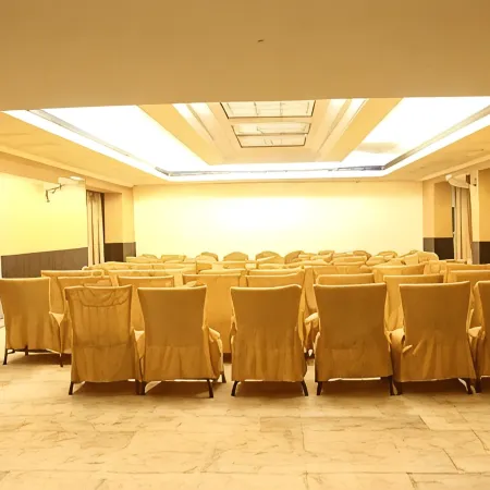 Hotel Abhi International