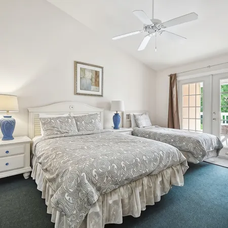 Tranquil 3BD Retreat in Gated Community: Close to Disney, Restaurants, & More!