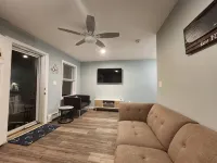 Minutes to Walnut Beach, newly renovated 3 bedroom home - 4 ดาว