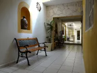 Pequeno Gran Hotel - 2-Star
