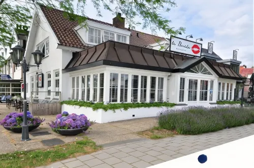 Boutique Hotel Herbergh Amsterdam Airport Free Parking - WiFi