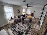 Cheerful Home w/Fireplace - 3-Star