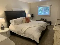 Completely renovated bungalow on South Hill steps from quaint downtown Wallace!! - Gym