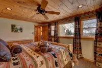 Camp Coös - Mountain and Lake Views with Atv/Snowmobile Trail Access - Balkoner