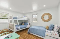 NEW Luxury Cape House -10min to Beaches + Golf!! - 4-Star