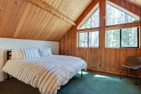 Black Butte Ranch Family Getaway, Short Walk to South Meadow Pool- Sleeps 12 - Alppimaja
