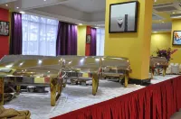 Royal Gardens Hotel - breakfast
