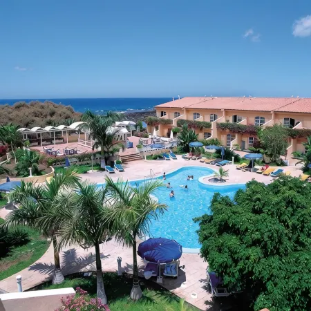 Apartamentos Jardín del Conde