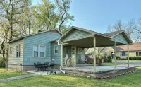 Centrally located, cozy, cottage style home in Paris, Arkansas. - 3-Star