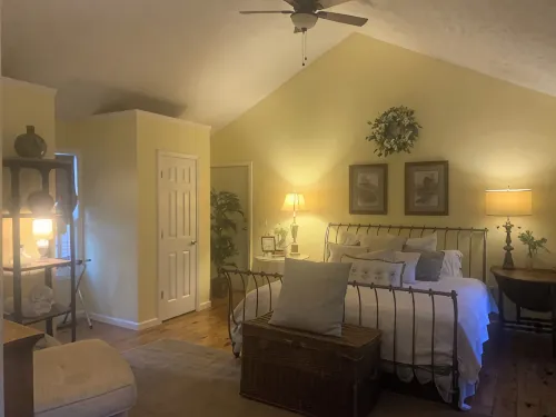 Hillside Loft at Window Cliff Valley at Burgess Falls - 2-Star