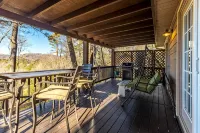 Sunset Mountain Views From Back Deck & Sapphire Resort Amenities 1-Level 3BR/2BA - Mountain view