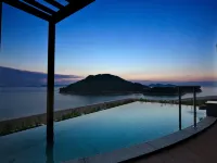 Hotel Ofutei - piscina